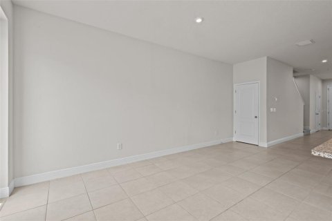 Touwnhouse à vendre à Odessa, Floride: 3 chambres, 161.65 m2 № 1677211 - photo 20