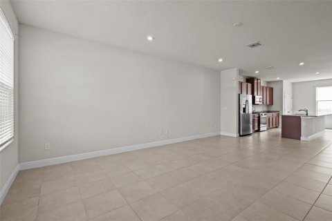 Touwnhouse à vendre à Odessa, Floride: 3 chambres, 161.65 m2 № 1677211 - photo 14