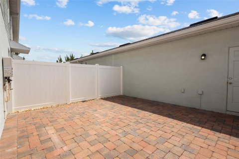 Touwnhouse à vendre à Odessa, Floride: 3 chambres, 161.65 m2 № 1677211 - photo 21