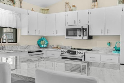 House in Lake Placid, Florida 3 bedrooms, 128.67 sq.m. № 1848242 - photo 27