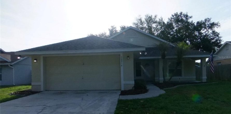 Villa ou maison à Clermont, Floride 3 chambres, 120.12 m2 № 2121130