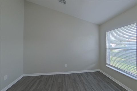 Villa ou maison à louer à Clermont, Floride: 3 chambres, 120.12 m2 № 2121130 - photo 7