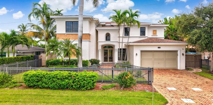 Villa ou maison à Boca Raton, Floride 5 chambres, 396.04 m2 № 2363043