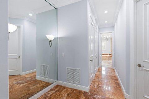 Villa ou maison à louer à Boca Raton, Floride: 5 chambres, 396.04 m2 № 2363043 - photo 30
