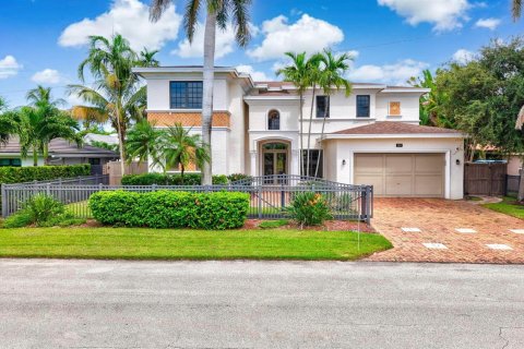 Villa ou maison à louer à Boca Raton, Floride: 5 chambres, 396.04 m2 № 2363043 - photo 2