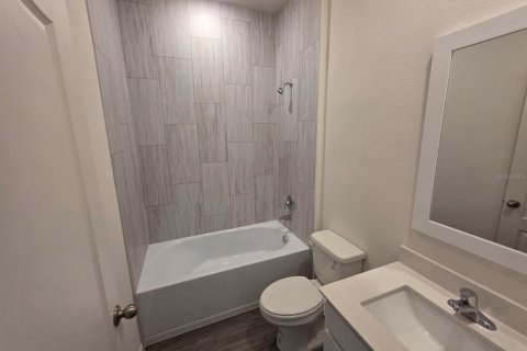 Villa ou maison à louer à Kissimmee, Floride: 4 chambres, 149.94 m2 № 2148790 - photo 10