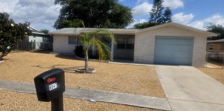 Villa ou maison à New Port Richey, Floride 3 chambres, 121.7 m2 № 2206538