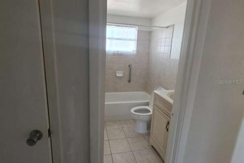 Villa ou maison à vendre à New Port Richey, Floride: 3 chambres, 121.7 m2 № 2206538 - photo 14