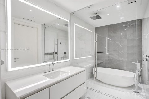 Copropriété à vendre à Miami, Floride: 57.41 m2 № 1941398 - photo 18