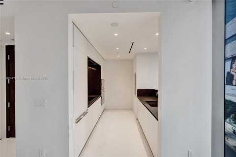 Condominio en venta en Miami, Florida, 57.41 m2 № 1941398 - foto 15