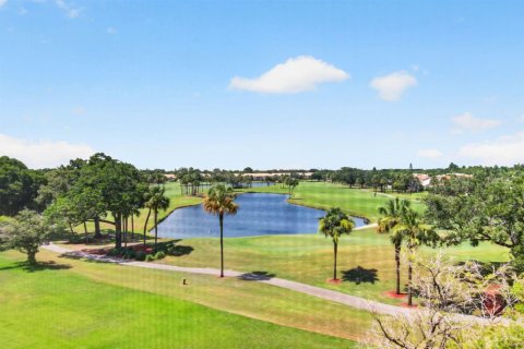 Copropriété à vendre à Boca Raton, Floride: 2 chambres, 234.95 m2 № 2244582 - photo 24