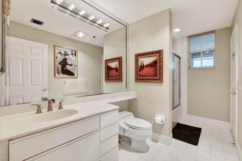 Copropriété à vendre à Boca Raton, Floride: 2 chambres, 234.95 m2 № 2244582 - photo 19