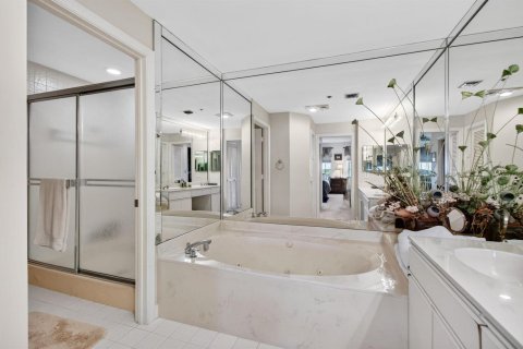 Copropriété à vendre à Boca Raton, Floride: 2 chambres, 234.95 m2 № 2244582 - photo 16