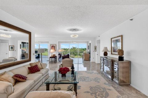 Copropriété à vendre à Boca Raton, Floride: 2 chambres, 234.95 m2 № 2244582 - photo 4