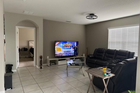 Villa ou maison à vendre à Auburndale, Floride: 4 chambres, 171.96 m2 № 2425481 - photo 4