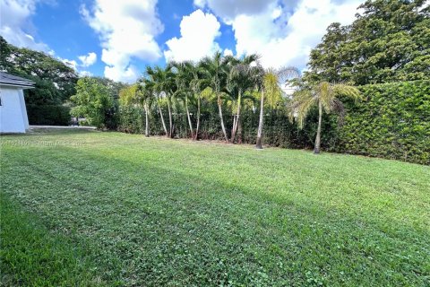 Villa ou maison à louer à Miami, Floride: 4 chambres, 137.77 m2 № 1975825 - photo 17