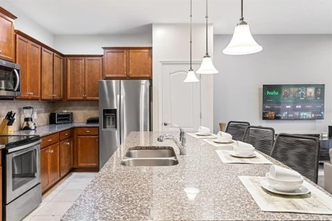 Townhouse in Kissimmee, Florida 5 bedrooms, 210.24 sq.m. № 1511608 - photo 7