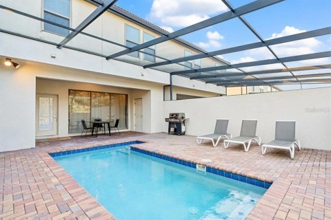 Townhouse in Kissimmee, Florida 5 bedrooms, 210.24 sq.m. № 1511608 - photo 1
