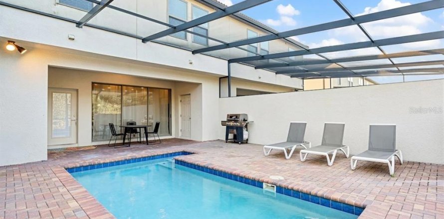 Townhouse in Kissimmee, Florida 5 bedrooms, 210.24 sq.m. № 1511608