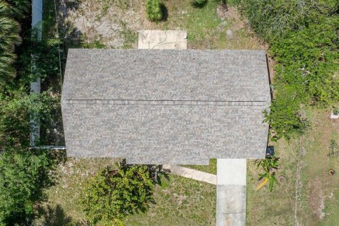 House in Palm Bay, Florida 4 bedrooms, 125.6 sq.m. № 1622041 - photo 22