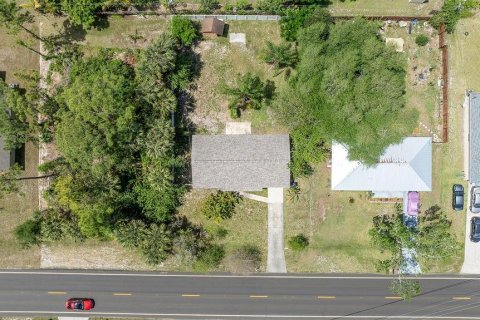 House in Palm Bay, Florida 4 bedrooms, 125.6 sq.m. № 1622041 - photo 23