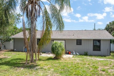 House in Palm Bay, Florida 4 bedrooms, 125.6 sq.m. № 1622041 - photo 26