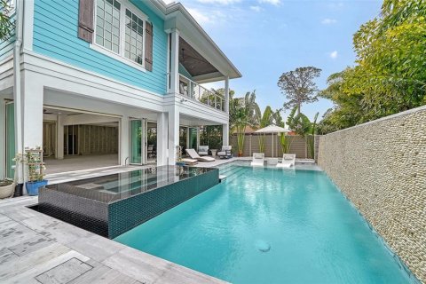 Купить виллу или дом в Сарасота, Флорида 3 комнаты, 318.47м2, № 1720427 - фото 13