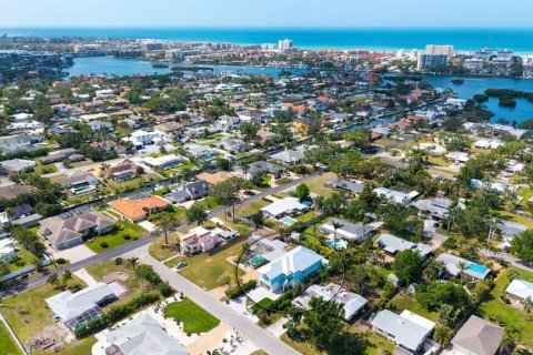 Купить виллу или дом в Сарасота, Флорида 3 комнаты, 318.47м2, № 1720427 - фото 7
