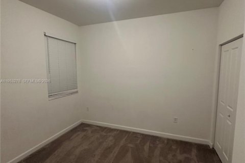 Townhouse in Homestead, Florida 3 bedrooms, 129.41 sq.m. № 2057583 - photo 13