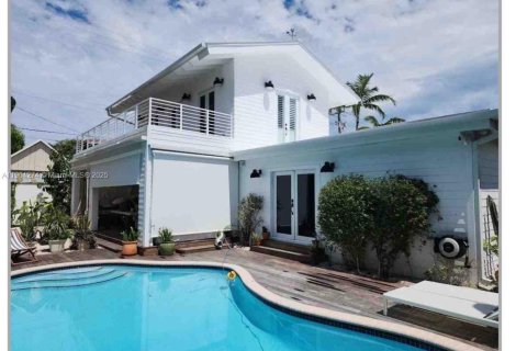 Villa ou maison à vendre à Key Biscayne, Floride: 4 chambres, 168.15 m2 № 1966264 - photo 1