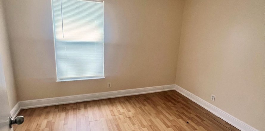 House in Boynton Beach, Florida 3 bedrooms, 113.43 sq.m. № 1188792