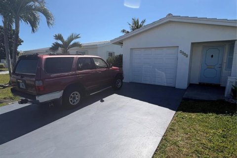 Casa en venta en Boynton Beach, Florida, 2 dormitorios, 151.9 m2 № 2178037 - foto 2
