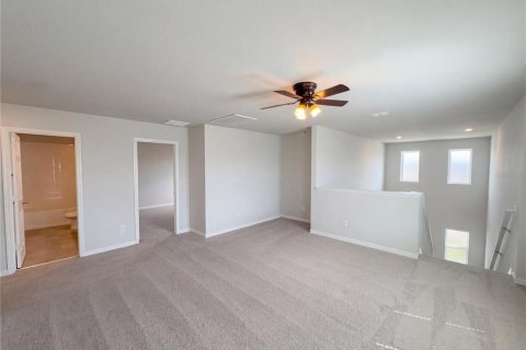 Casa en venta en Davenport, Florida, 4 dormitorios, 201.32 m2 № 2116104 - foto 18