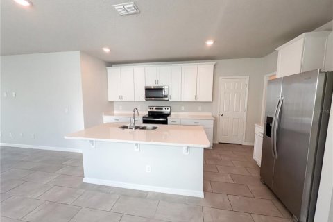 Casa en venta en Davenport, Florida, 4 dormitorios, 201.32 m2 № 2116104 - foto 11