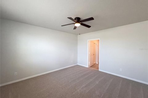 Casa en venta en Davenport, Florida, 4 dormitorios, 201.32 m2 № 2116104 - foto 14