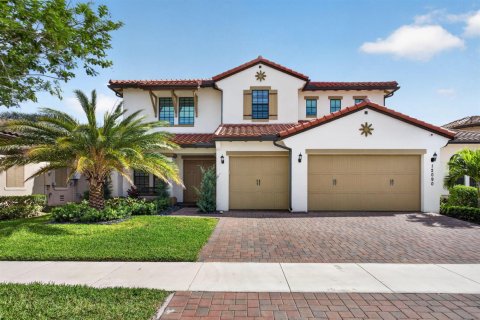 House in Parkland, Florida 5 bedrooms, 395.3 sq.m. № 2182840 - photo 3