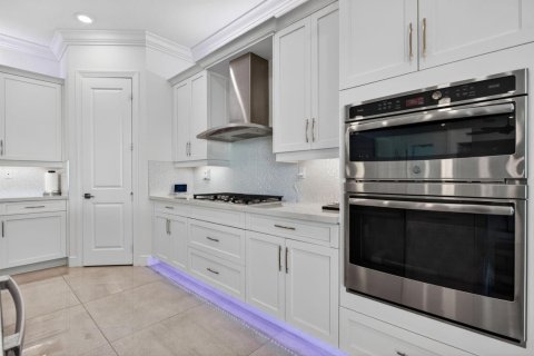 House in Parkland, Florida 5 bedrooms, 395.3 sq.m. № 2182840 - photo 25