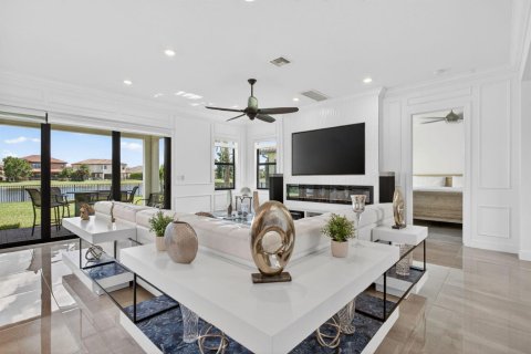 House in Parkland, Florida 5 bedrooms, 395.3 sq.m. № 2182840 - photo 11