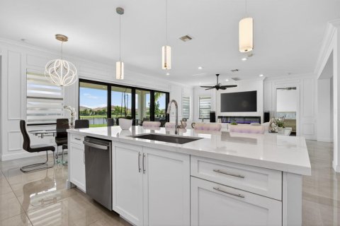 House in Parkland, Florida 5 bedrooms, 395.3 sq.m. № 2182840 - photo 26