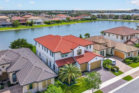 House in Parkland, Florida 5 bedrooms, 395.3 sq.m. № 2182840