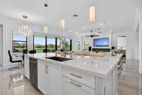 House in Parkland, Florida 5 bedrooms, 395.3 sq.m. № 2182840 - photo 20