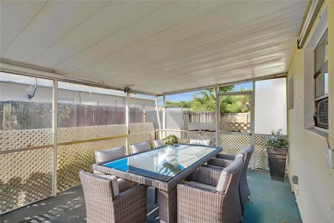 Купить виллу или дом в Холливуд, Флорида 3 спальни, 170.57м2, № 1974482 - фото 14