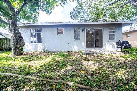 Villa ou maison à vendre à Dania Beach, Floride: 3 chambres, 123 m2 № 2014139 - photo 28