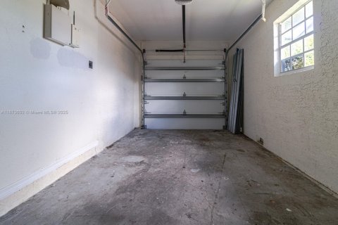 Villa ou maison à vendre à Dania Beach, Floride: 3 chambres, 123 m2 № 2014139 - photo 15