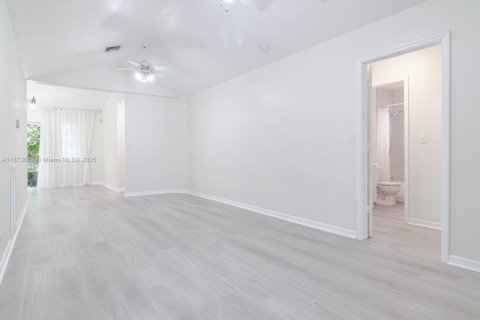 Villa ou maison à vendre à Dania Beach, Floride: 3 chambres, 123 m2 № 2014139 - photo 7