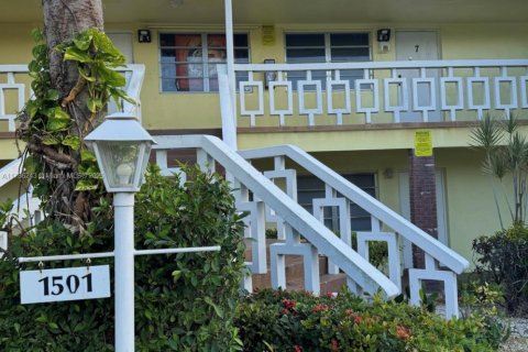 Propiedad comercial en venta en Hollywood, Florida № 1485173 - foto 9