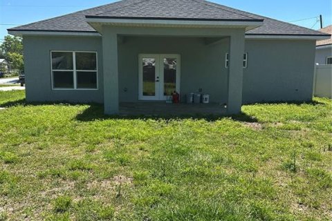 House in Haines City, Florida 4 bedrooms, 176.89 sq.m. № 2102036 - photo 30