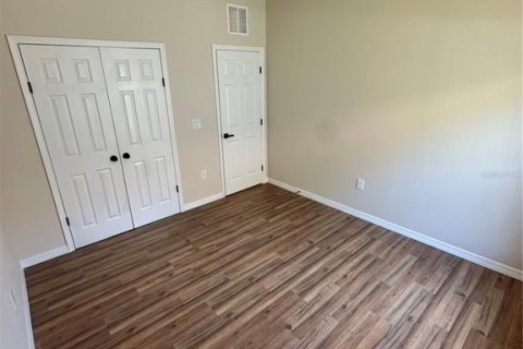 House in Haines City, Florida 4 bedrooms, 176.89 sq.m. № 2102036 - photo 20