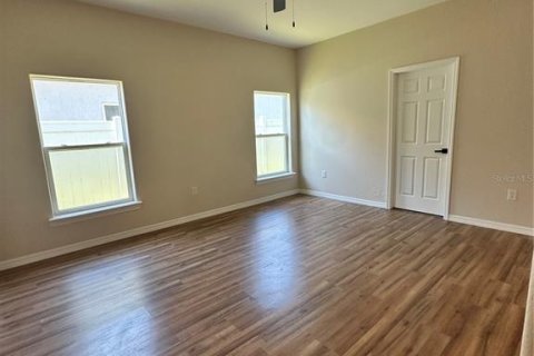 House in Haines City, Florida 4 bedrooms, 176.89 sq.m. № 2102036 - photo 7