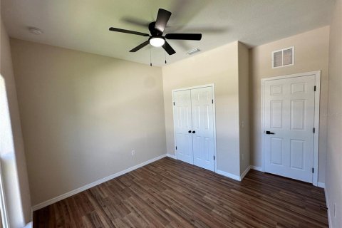 House in Haines City, Florida 4 bedrooms, 176.89 sq.m. № 2102036 - photo 15